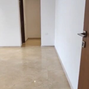 Room in 4 BHK Apartment at Hiranandani Lake Enclave Glendale, Hiranandani Estate – for Rent