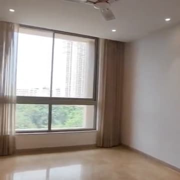 Room in 4 BHK Apartment at Hiranandani Lake Enclave Glendale, Hiranandani Estate – for Rent
