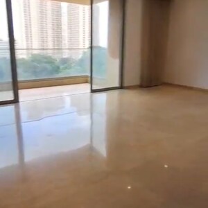 Room in 4 BHK Apartment at Hiranandani Lake Enclave Glendale, Hiranandani Estate – for Rent