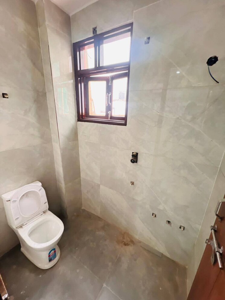 Bathroom, saket 1 Bedroom 500 Sq.Ft. Builder Floor In Saket Delhi 9689938