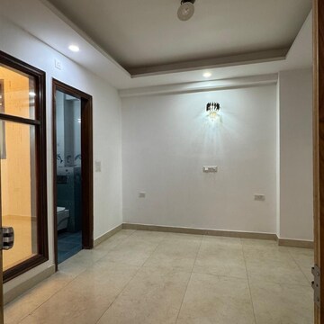 Room in 3.5 BHK Builder Floor at Palam Vihar Residents Association, Palam Vihar – for Rent