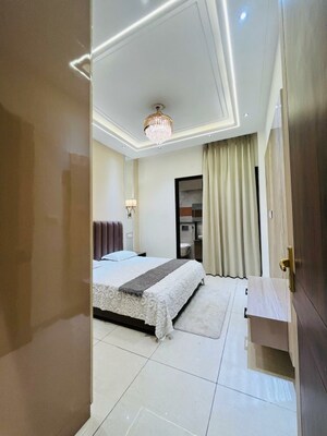 Bathroom in 3 BHK Builder Floor at Sector 123 – for Sale