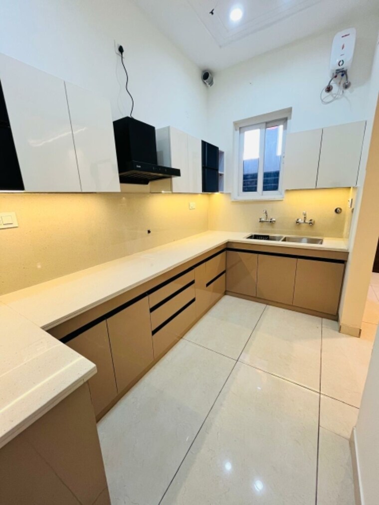 Kitchen, sector 123 3 Bedroom 135 Sq.Yd. Builder Floor In Sector 123 Mohali 9689959