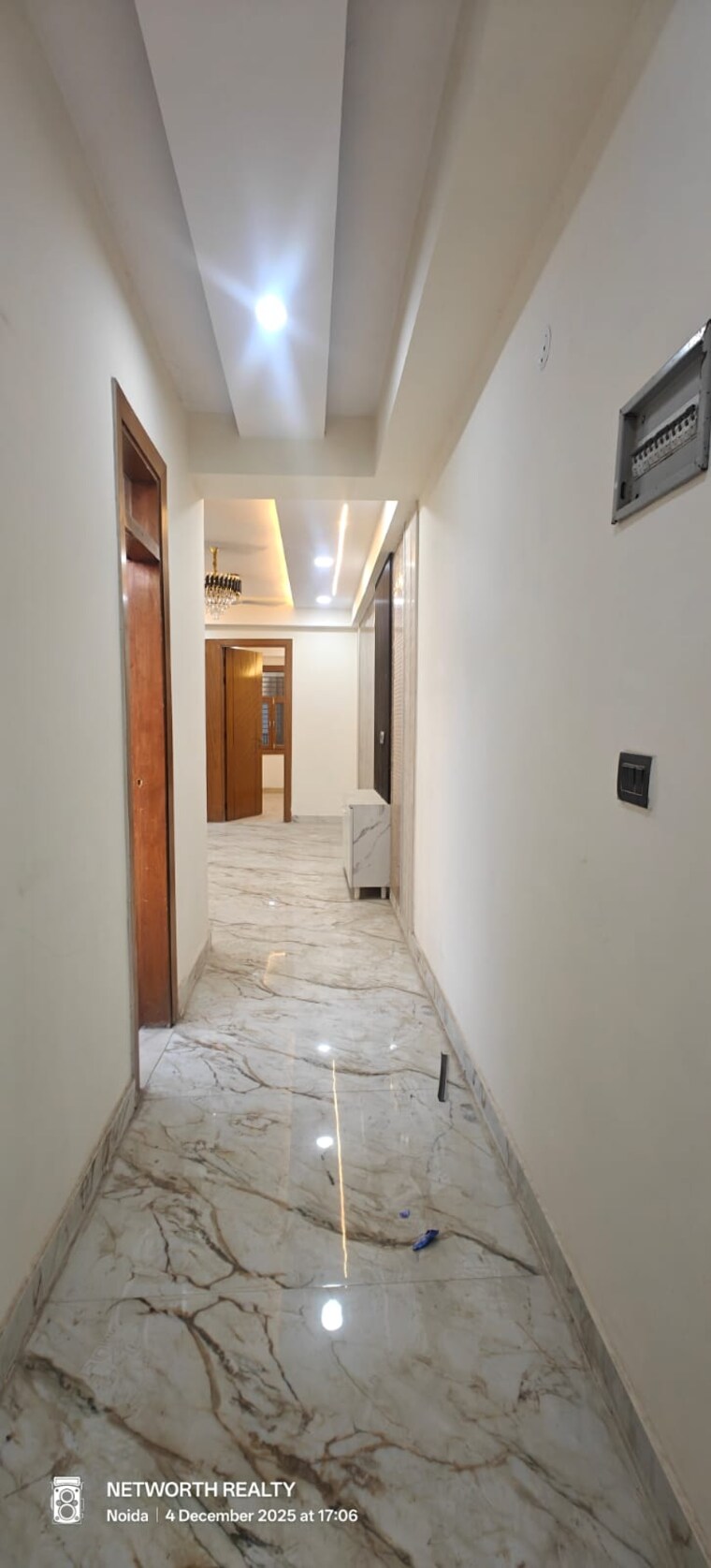 undefined, sector 73 3 Bedroom 1500 Sq.Ft. Builder Floor In Sector 73 Noida 9689961