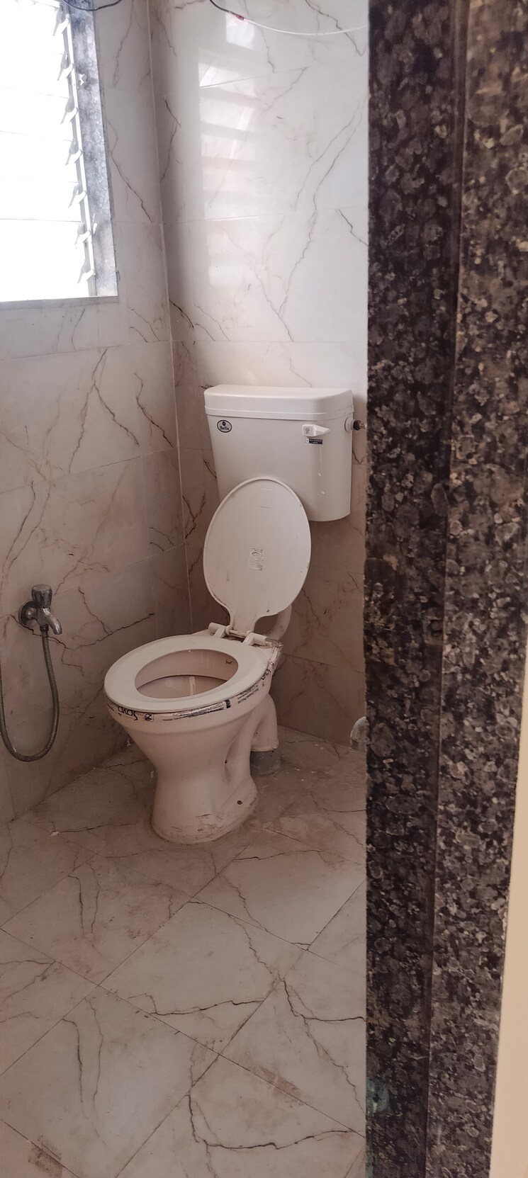 Bathroom, ashish-chs-andheri 2 Bedroom 524 Sq.Ft. Apartment In Andheri West Mumbai 9689958