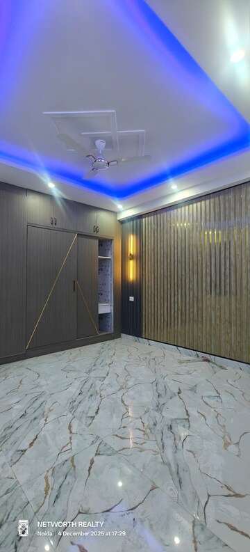 Bedroom in 2 BHK Builder Floor at Sector 73 – for Sale