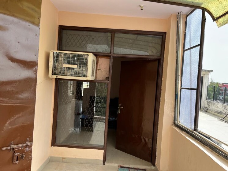 Other, lajpat nagar ii 1 Bedroom 700 Sq.Ft. Builder Floor In Lajpat Nagar ii Delhi 9690006