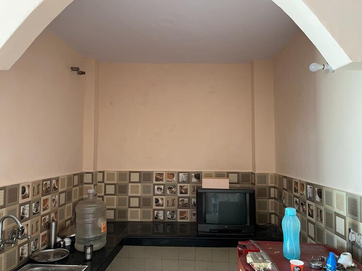 Kitchen, lajpat nagar ii 1 Bedroom 700 Sq.Ft. Builder Floor In Lajpat Nagar ii Delhi 9690006
