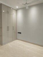 4 BHK + Servant Room 2700 Sq.Ft. Builder Floor in Lotus Villas Gurgaon