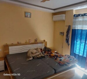Bedroom in 2 BHK Apartment at Aishbagh – for Sale