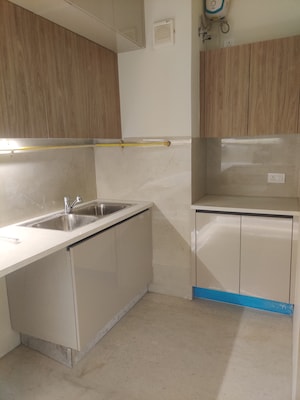 Bathroom in 3 BHK Builder Floor at Safdarjung Enclave – for Sale