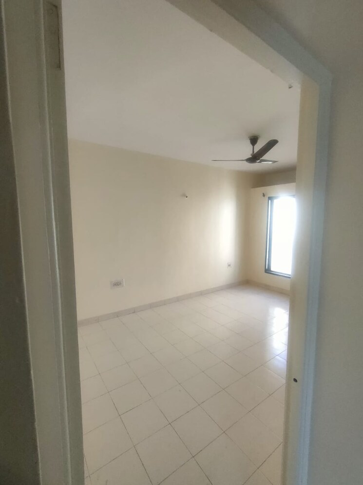 Master Bedroom, kumar-suraksha 2 Bedroom 1000 Sq.Ft. Apartment In Kondhwa Pune 9690066