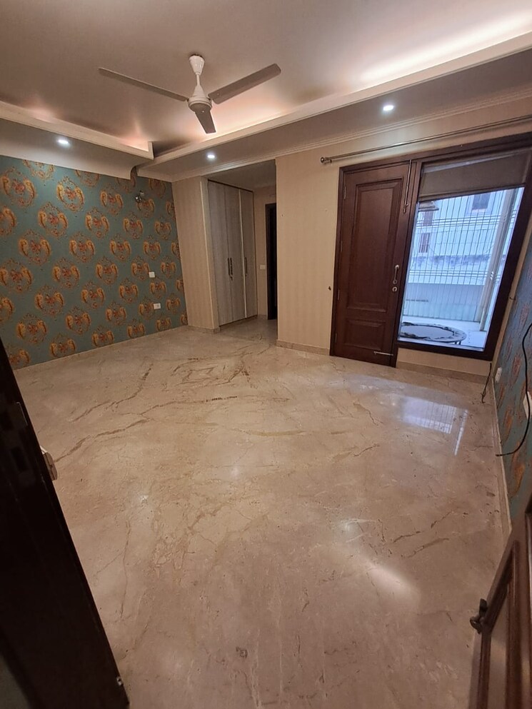 Room, panchsheel enclave 3 Bedroom 2200 Sq.Ft. Builder Floor In Panchsheel Enclave Delhi 9690070