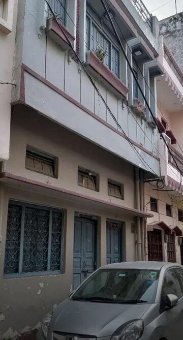 4 BHK Independent House For Sale in Husainganj