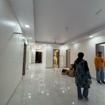 Building Lobby in 4 BHK Apartment at Shalimar One World Belvedere Court 3, Malesemau – for Rent