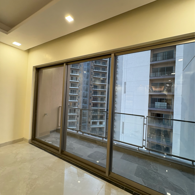 Room, shalimar-one-world-belvedere-court-3 3 Bedroom 2070 Sq.Ft. Apartment In Malesemau Lucknow 9690093