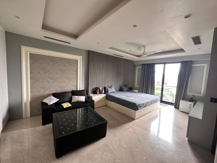 Living Room, ansal-plaza-sector-23 4 Bedroom 5200 Sq.Ft. Builder Floor In Sector 23 Gurgaon 9690098