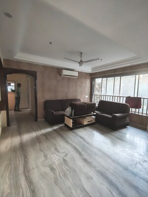 2 BHK Apartment For Rent in Poonam Apartments Worli, Worli