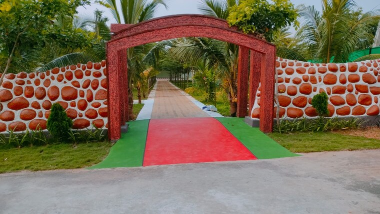 Garden, thagarapuvalasa  267 Sq.Yd. Plot In Thagarapuvalasa Vizag 9690105