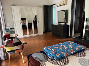 Bedroom in 3.5 BHK Villa at Vipul Tatvam Villas, Sector 48 – for Rent