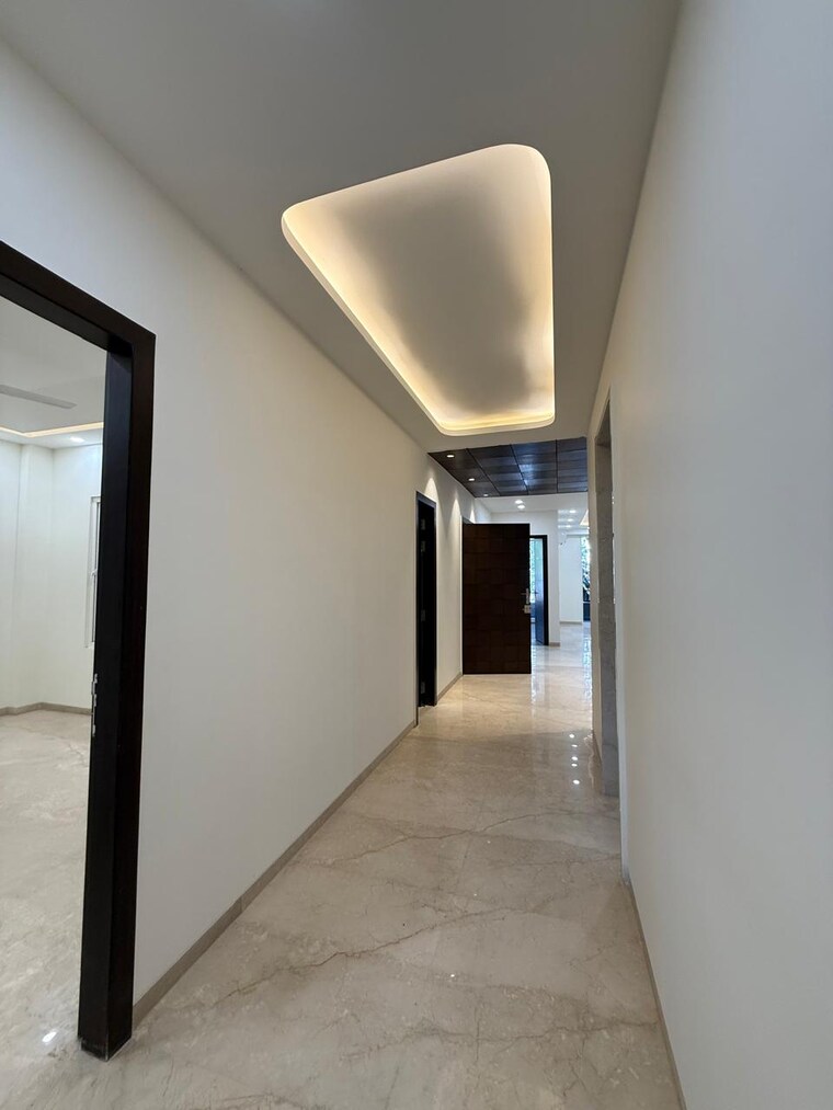 Room, greater kailash 4 Bedroom 2700 Sq.Ft. Builder Floor In Greater Kailash Delhi 9690130