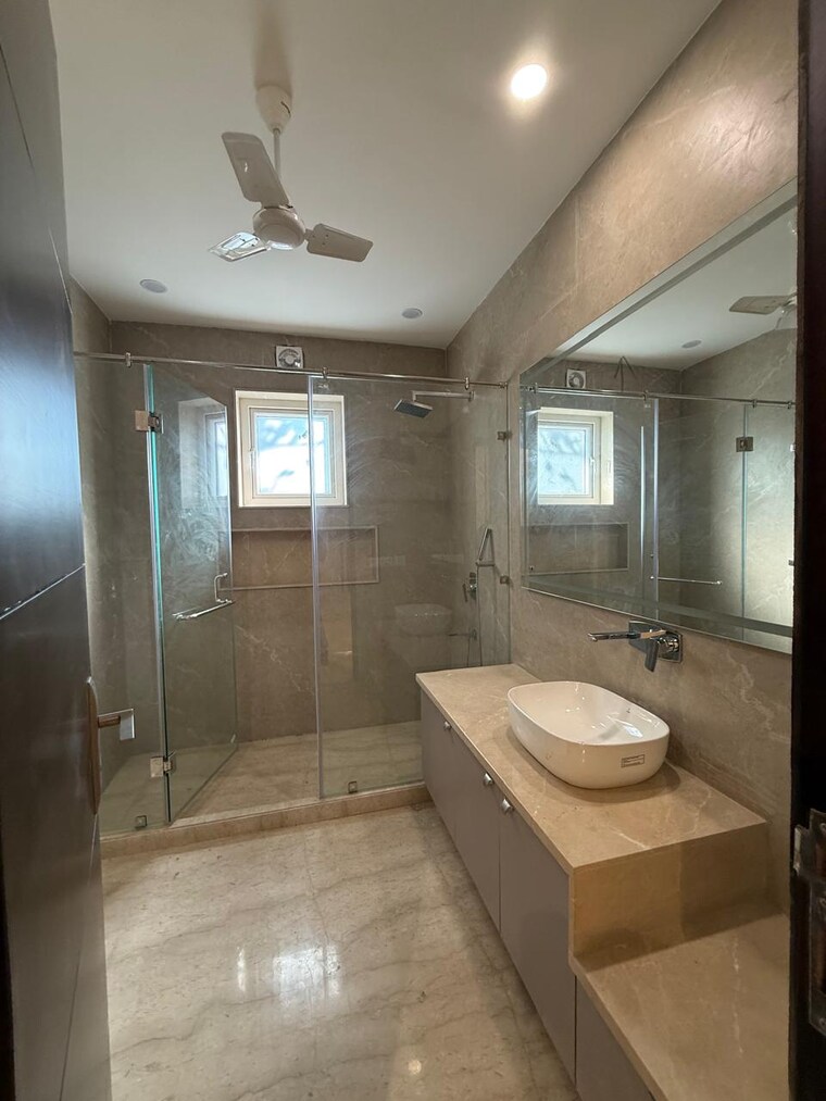 Bathroom, greater kailash 4 Bedroom 2700 Sq.Ft. Builder Floor In Greater Kailash Delhi 9690130