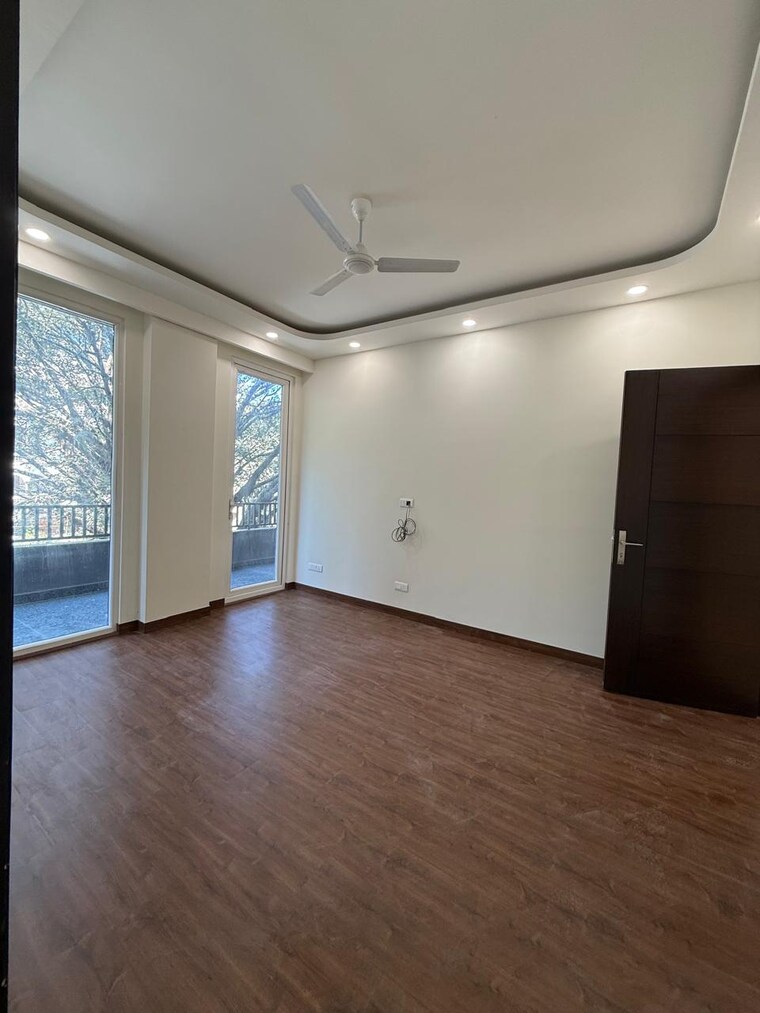 Room, greater kailash 4 Bedroom 2700 Sq.Ft. Builder Floor In Greater Kailash Delhi 9690130