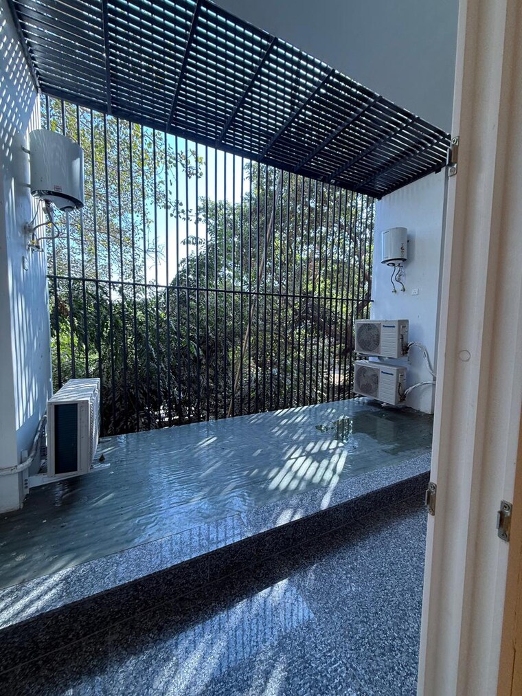 Balcony, greater kailash 4 Bedroom 2700 Sq.Ft. Builder Floor In Greater Kailash Delhi 9690130