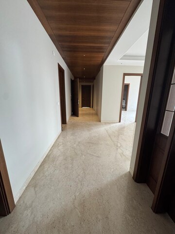 Room in 4 BHK Builder Floor at Greater Kailash – for Rent