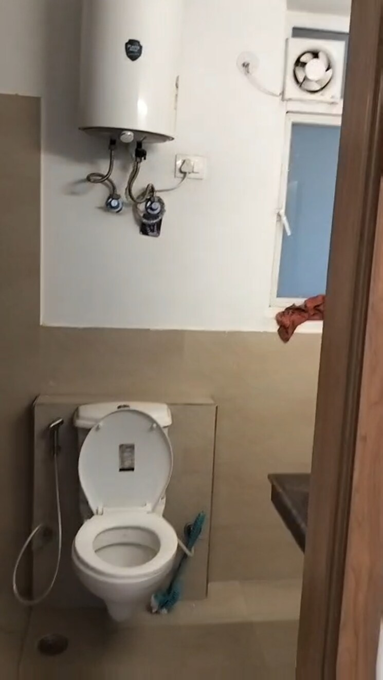 Bathroom, ats-happy-trails 3 Bedroom 1625 Sq.Ft. Apartment In Sector 10 Greater Noida Greater Noida 9690147