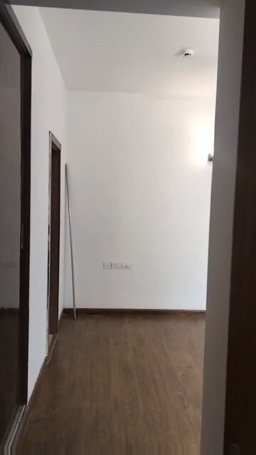 Room in 3 BHK Apartment at ATS Happy Trails, Sector 10 Greater Noida – for Rent