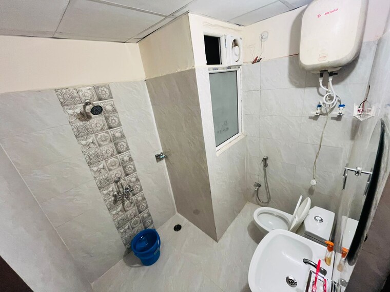 Master Bedroom, viraj-bbd-times-square 3 Bedroom 1800 Sq.Ft. Apartment In Faizabad Road Lucknow 9690150