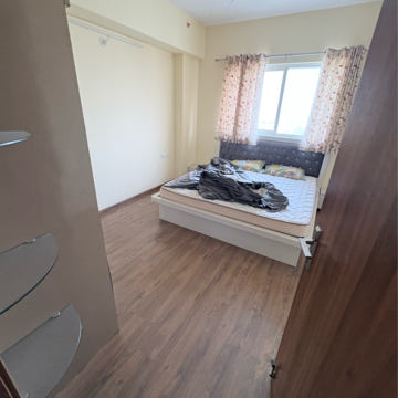 Kitchen in 2 BHK Apartment at Experion Capital, Gomti Nagar – for Rent