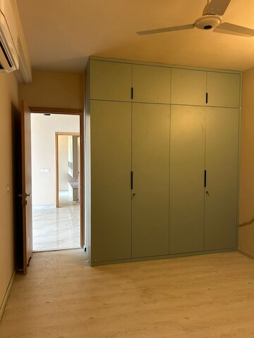 Room in 2 BHK Apartment at M3M Heights, Sector 65 – for Sale