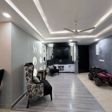 Parking in 4 BHK Apartment at MI Regal Court, Malesemau – for Sale