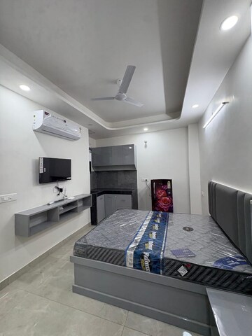 Bedroom in Studio Builder Floor at Sector 46 – for Rent