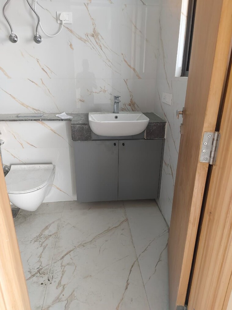 Bathroom, m3m-heights 3 Bedroom 1828 Sq.Ft. Apartment In Sector 65 Gurgaon 9690171