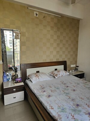 Bedroom in 3 BHK Apartment at Paldi – for Rent