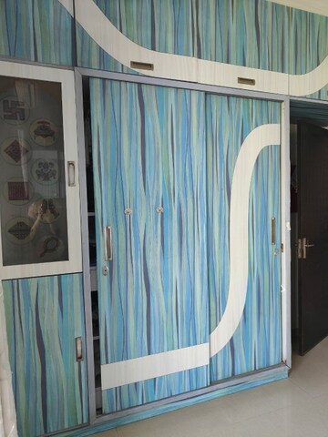 Furnished Amenities in 3 BHK Apartment at Paldi – for Rent