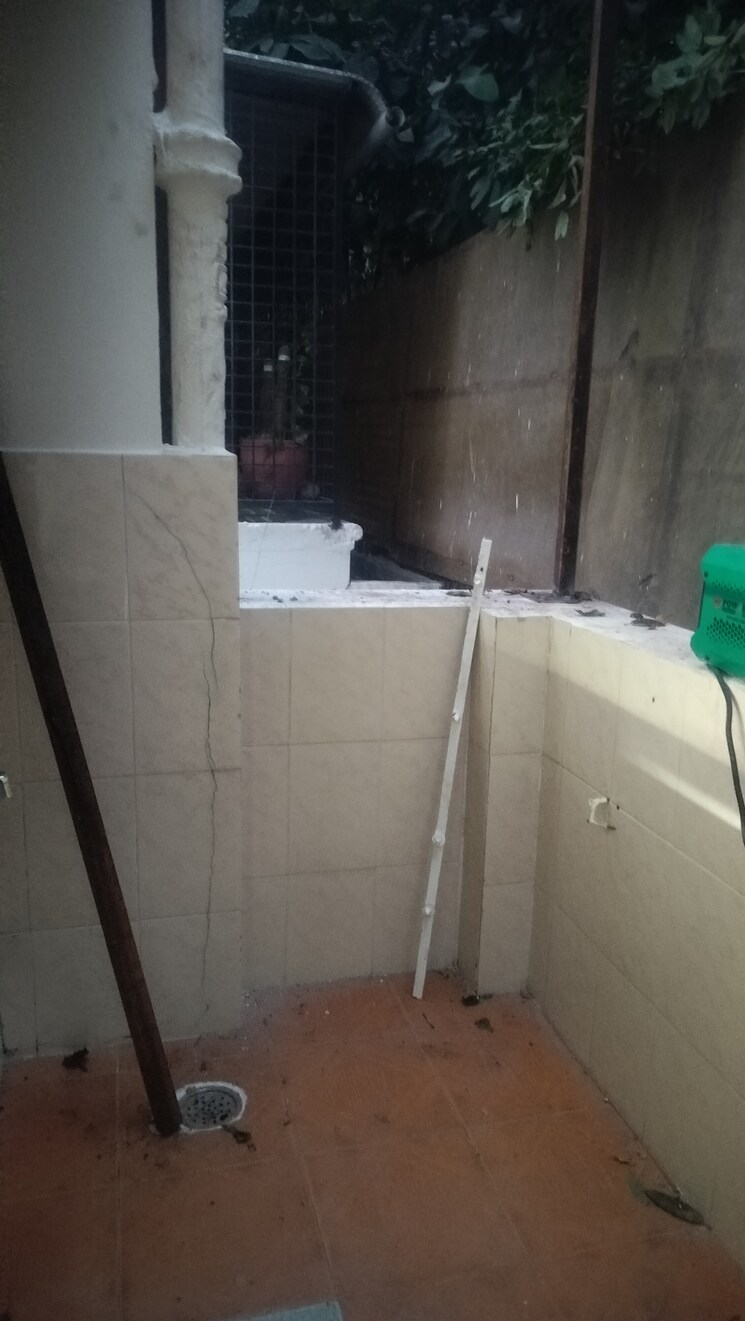 Bathroom, jubilee hills 3 Bedroom 3000 Sq.Ft. Independent House In Jubilee Hills Hyderabad 9690213