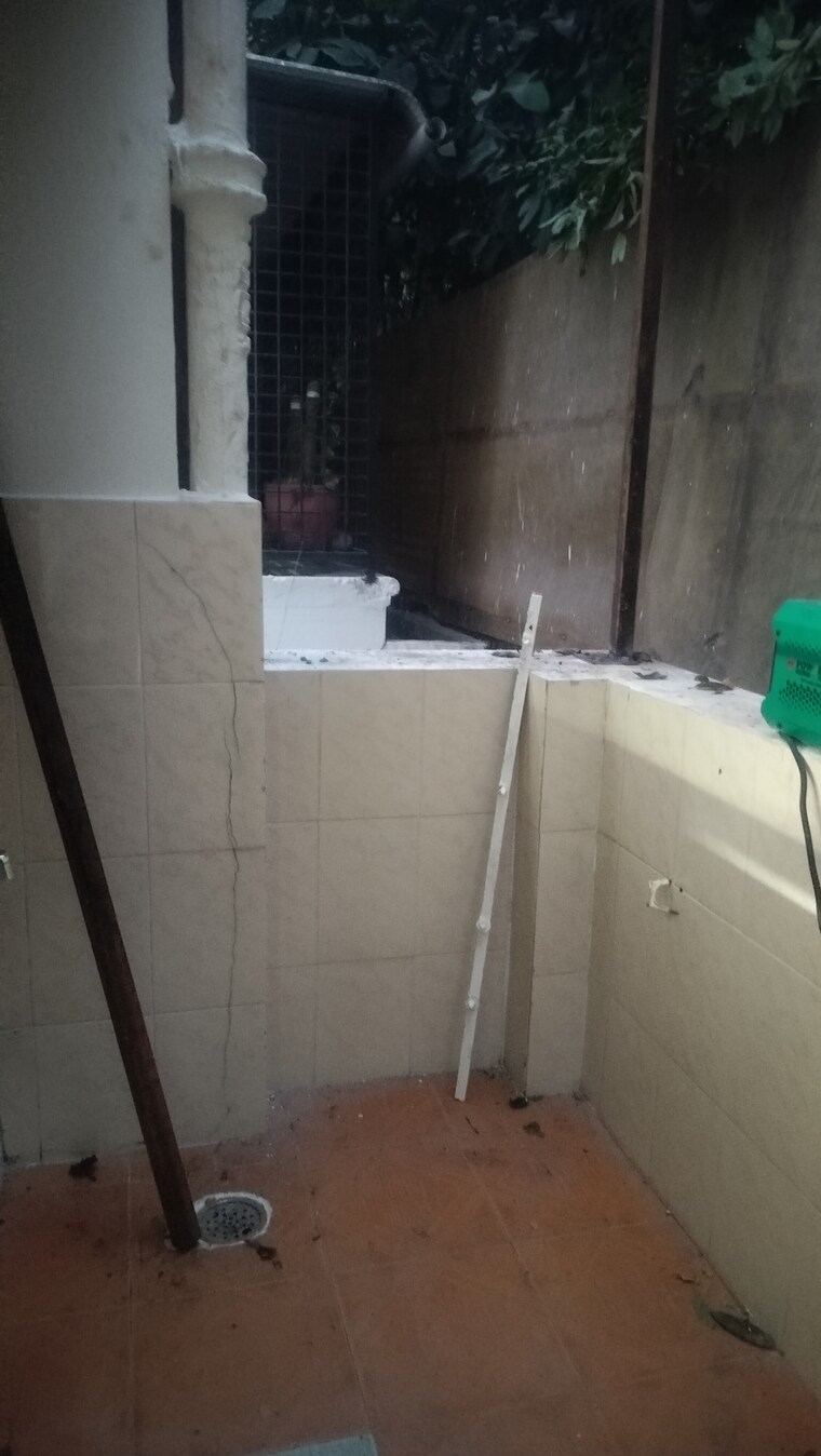 Bathroom, jubilee hills 3 Bedroom 3000 Sq.Ft. Independent House In Jubilee Hills Hyderabad 9690213