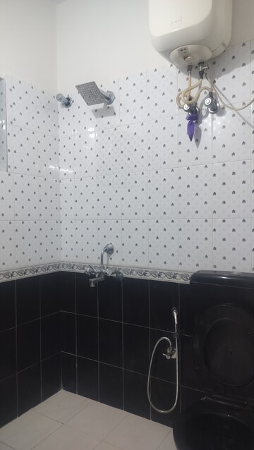 Bathroom in 3 BHK Independent House at Jubilee Hills – for Rent