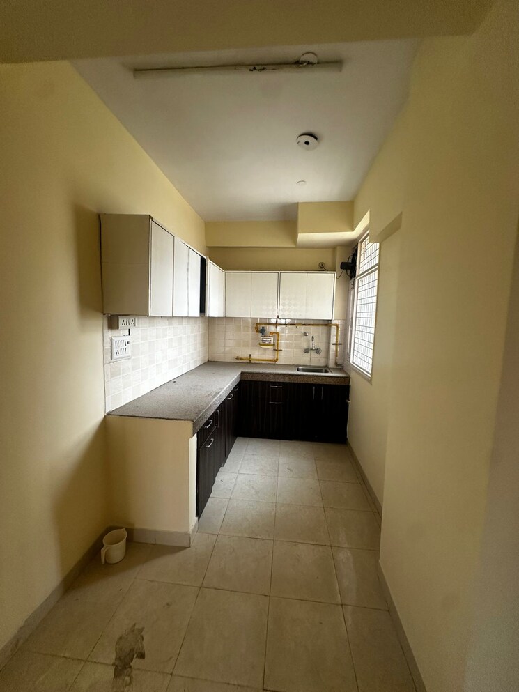 undefined, tulip-white 3 Bedroom 1326 Sq.Ft. Apartment In Sector 69 Gurgaon 9690212