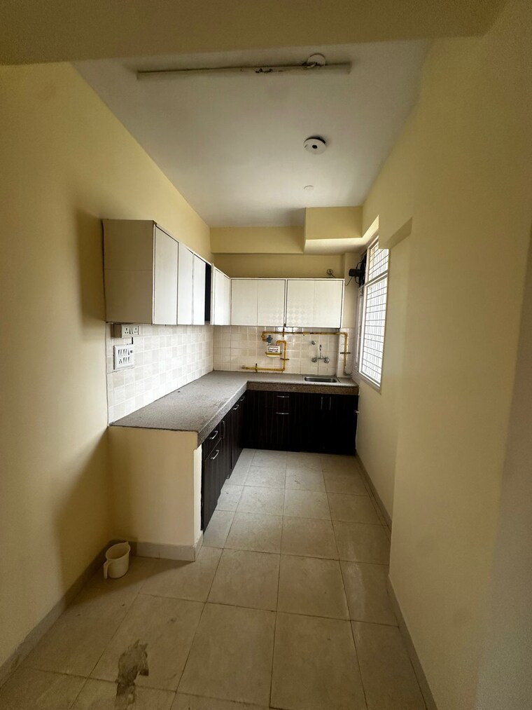 undefined, tulip-white 3 Bedroom 1326 Sq.Ft. Apartment In Sector 69 Gurgaon 9690212