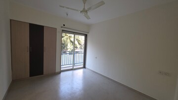 Room in 3 BHK Apartment at Conwood Enclave, Vasant Vihar – for Rent