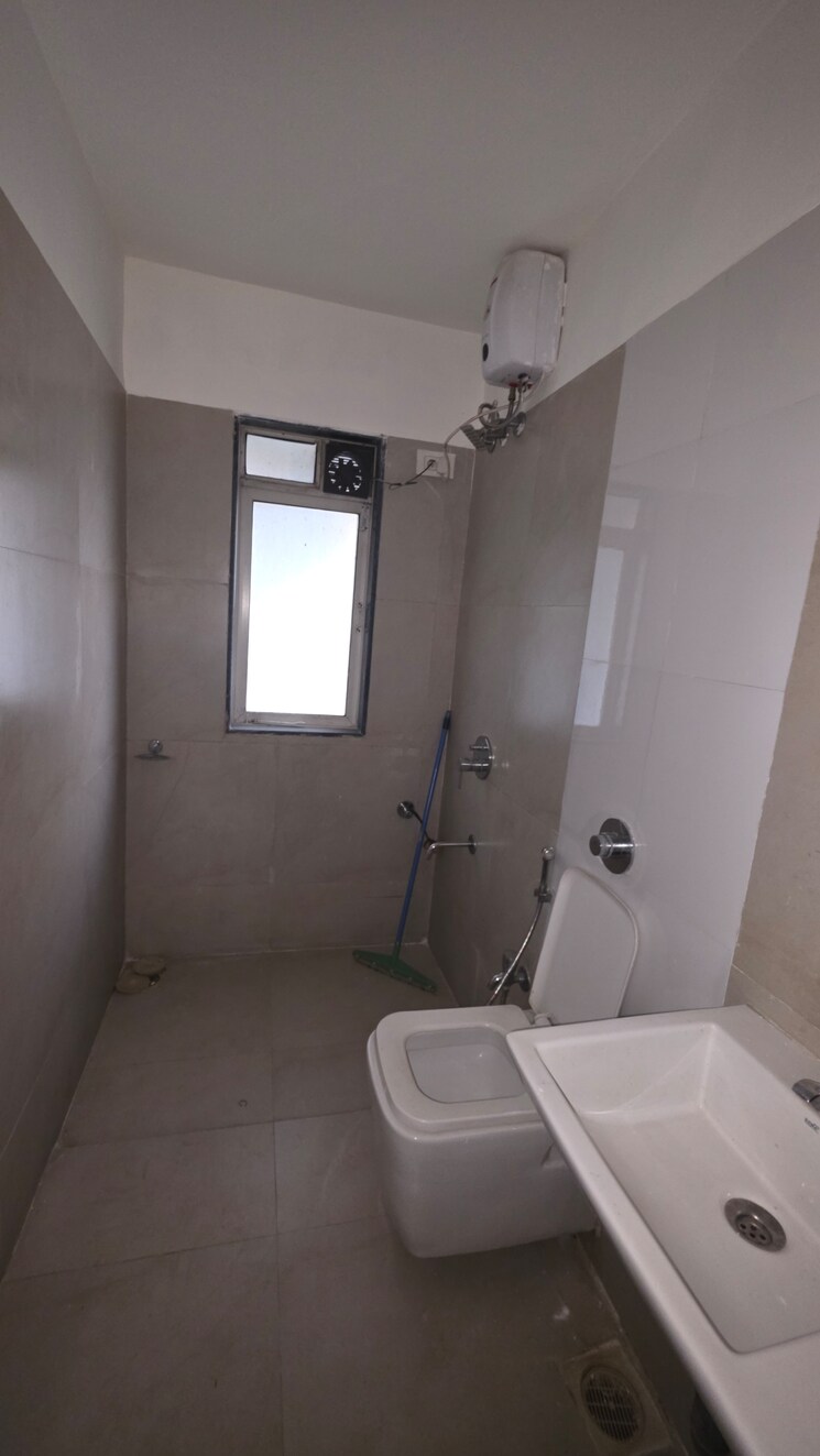 Bathroom, conwood-enclave 3 Bedroom 1002 Sq.Ft. Apartment In Vasant Vihar Thane 9690217