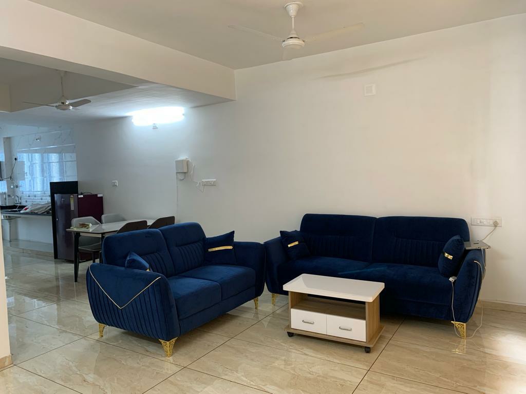 4 BHK + Extra Room Villa For Rent in Jaldeep Casa