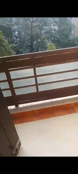 Furnished Amenities in 1 RK Independent House at RWA Apartments Sector 52, Sector 52 – for Rent