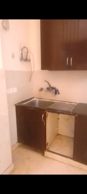 Kitchen in 1 RK Independent House at RWA Apartments Sector 52, Sector 52 – for Rent