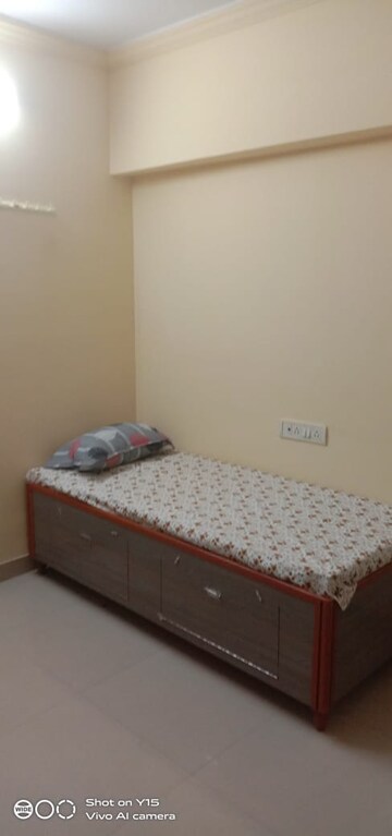 Room in  Pg at Prabhadevi – for Rent